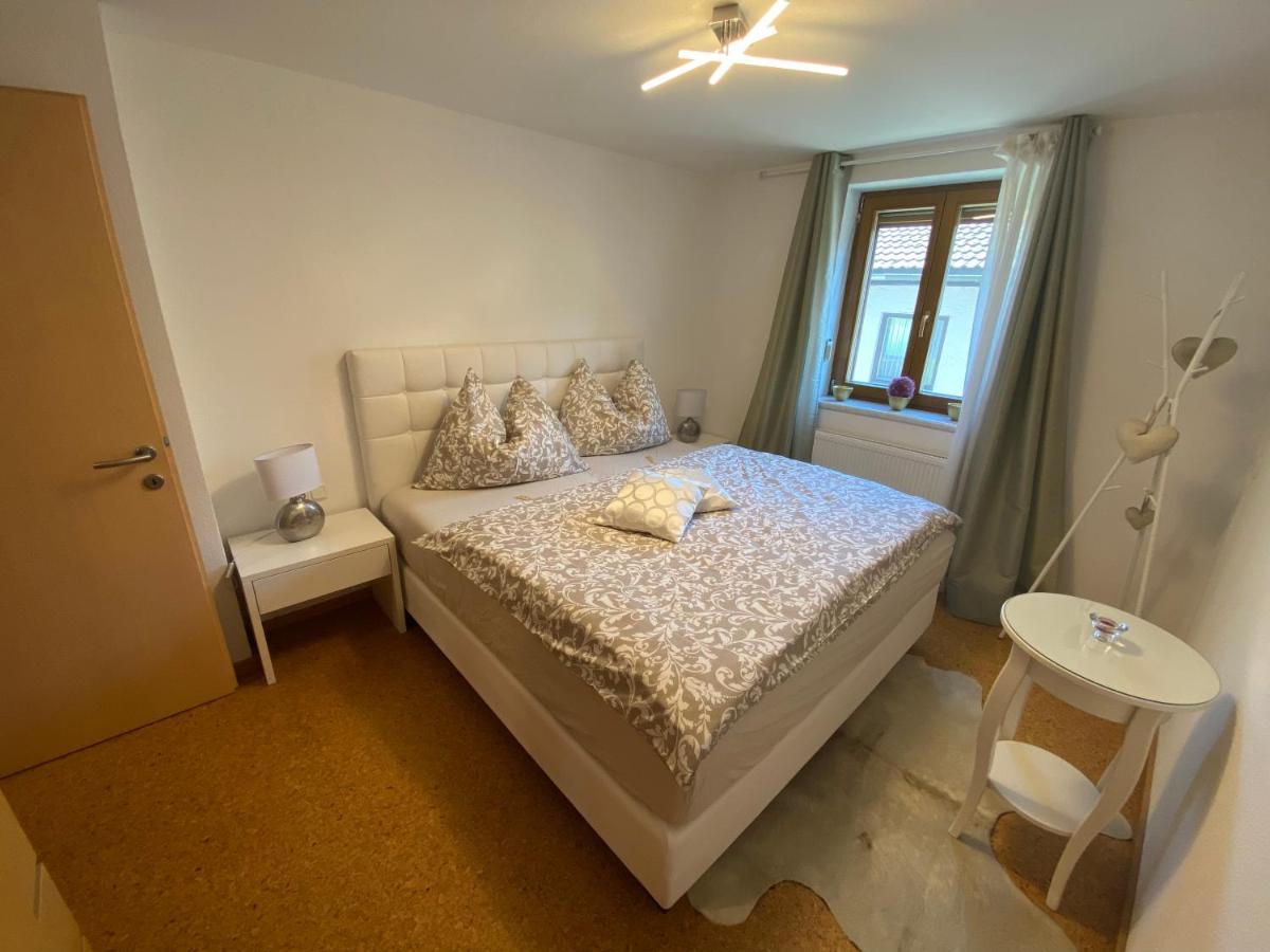 Zentral Gelegene Ferienwohnung In Зальфельден Экстерьер фото